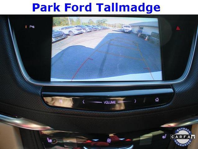 Photo of 2019 Crystal White Tricoat Cadillac XT5