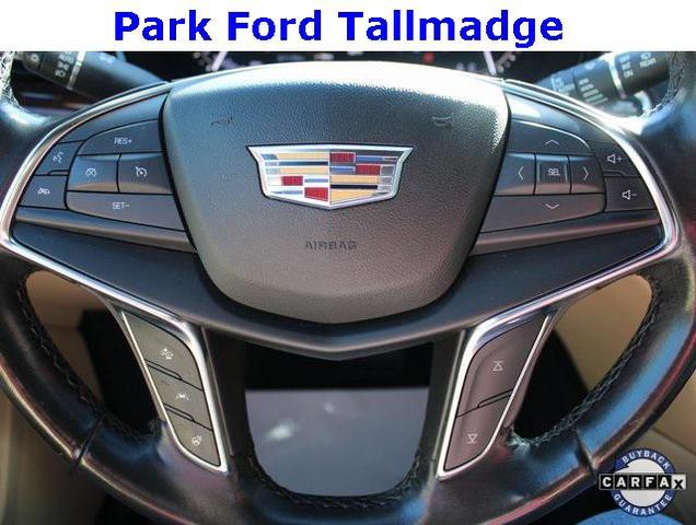 Photo of 2019 Crystal White Tricoat Cadillac XT5