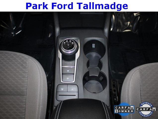 Photo of 2022 Oxford White Ford Escape