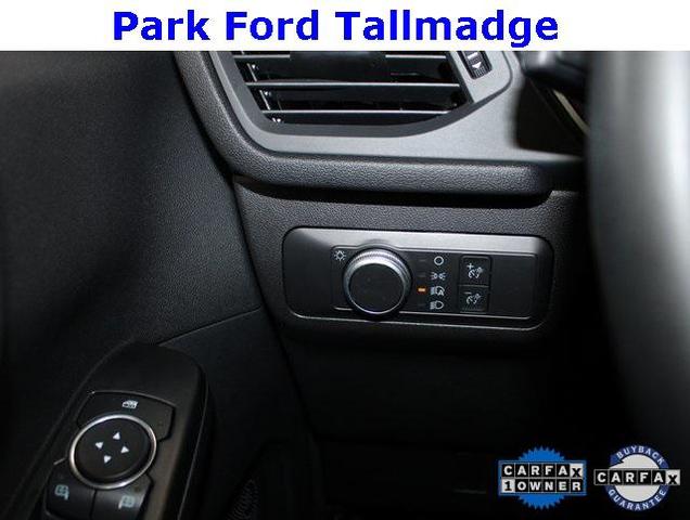 Photo of 2022 Oxford White Ford Escape