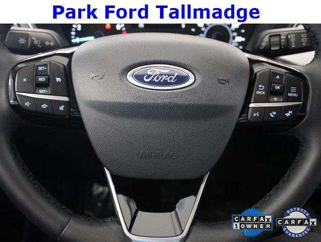 Photo of 2022 Oxford White Ford Escape