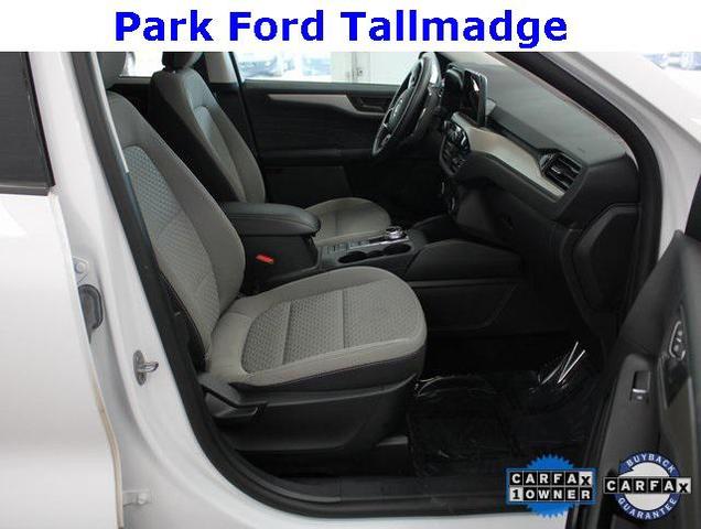 Photo of 2022 Oxford White Ford Escape