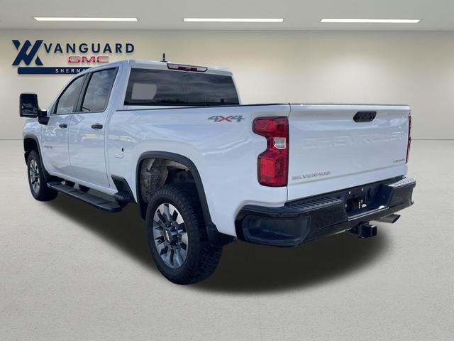 Photo of 2023 Summit White Chevrolet Silverado 2500
