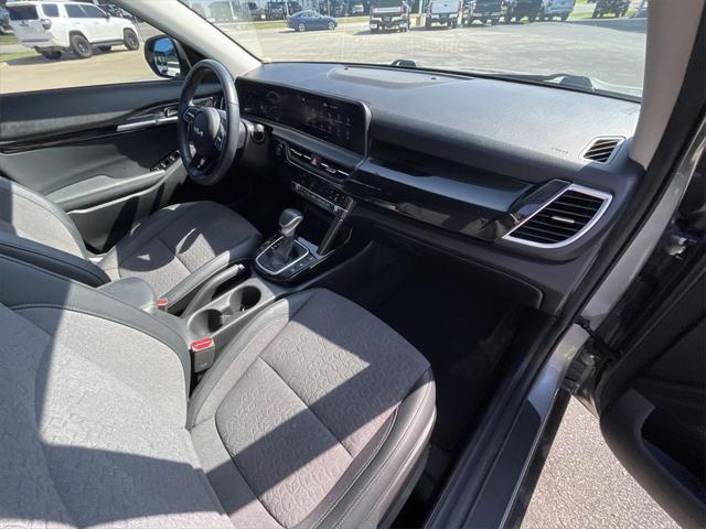Photo of 2024 Steel Gray Kia Seltos