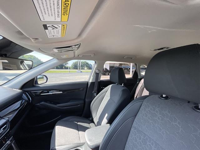 Photo of 2024 Steel Gray Kia Seltos