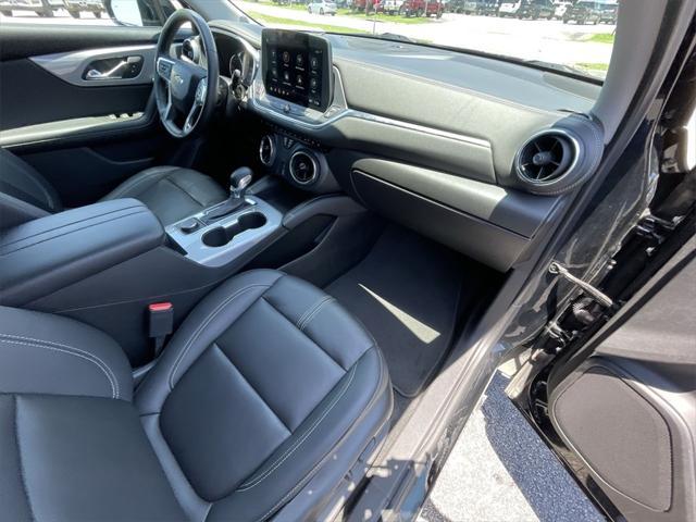 Photo of 2024 Black Chevrolet Blazer