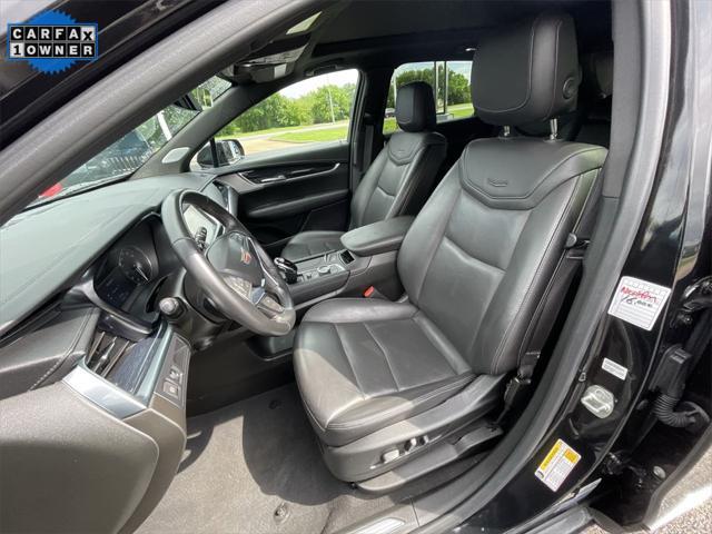 Photo of 2024 Stellar Black Metallic Cadillac XT5