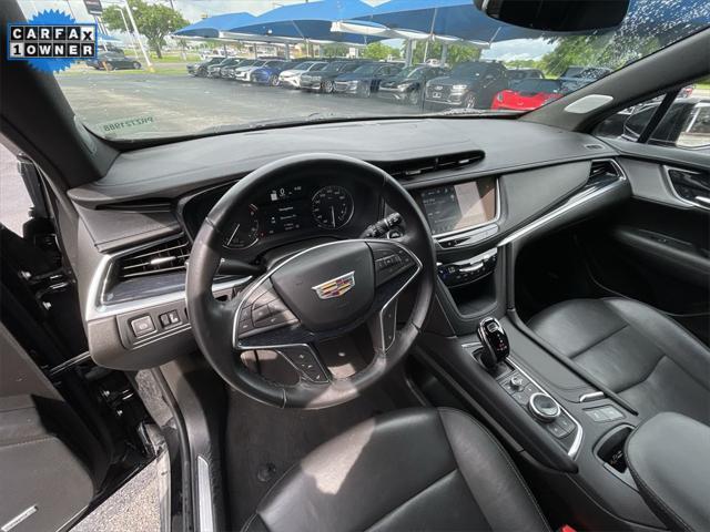 Photo of 2024 Stellar Black Metallic Cadillac XT5