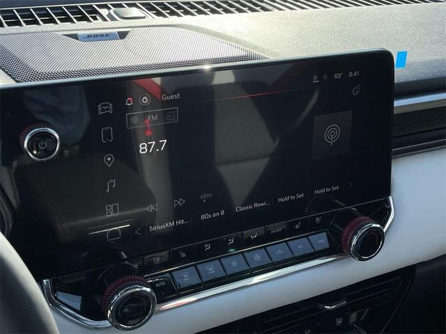 Photo of 2025 Summit White GMC Canyon
