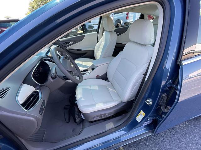 Photo of 2024 Lakeshore Blue Metallic Chevrolet Malibu