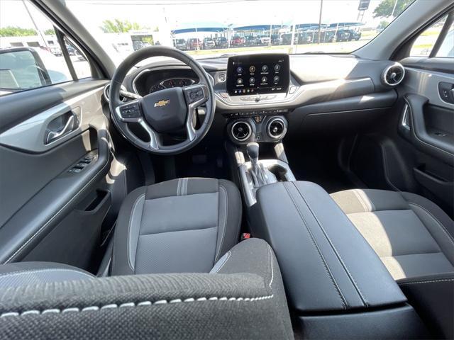 Photo of 2024 Summit White Chevrolet Blazer