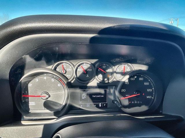Photo of 2025 Summit White GMC Sierra 2500