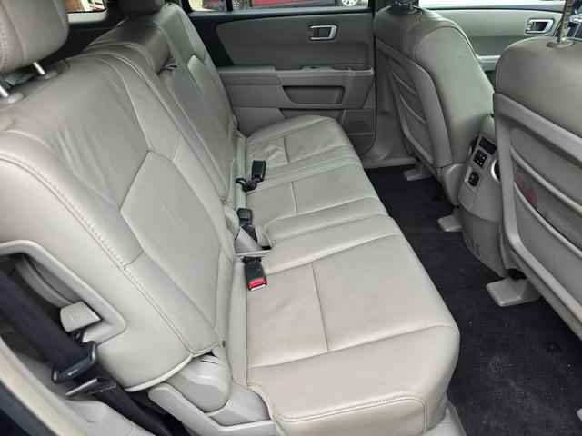 Photo of 2009 Bali Blue Pearl Honda Pilot