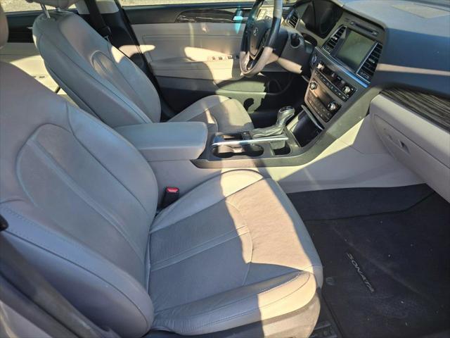 Photo of 2015 Shale Gray Metallic Hyundai SONATA