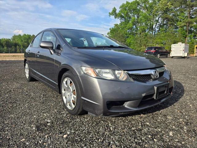 Photo of 2010 Gray Honda Civic