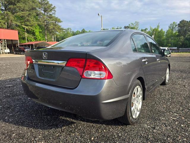 Photo of 2010 Gray Honda Civic