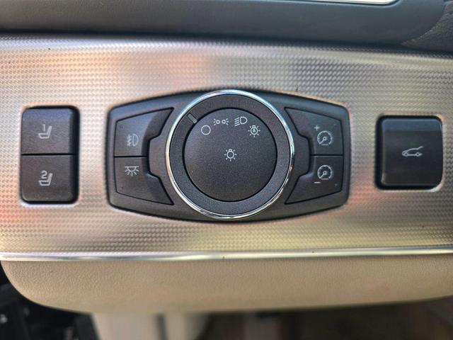 Photo of 2011 Black Lincoln MKX