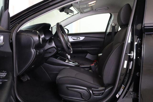 Photo of 2023 Aurora Black Kia Forte