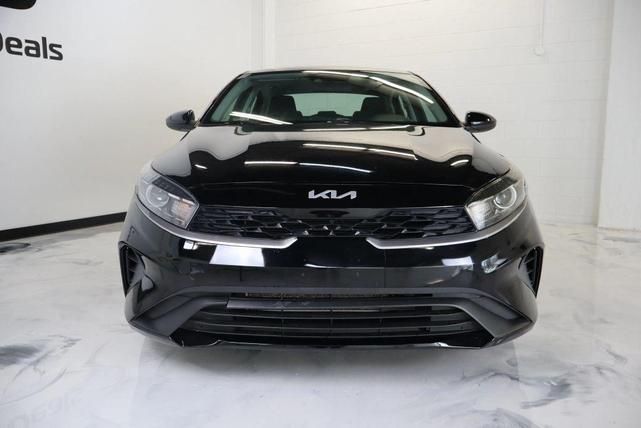 Photo of 2023 Aurora Black Kia Forte