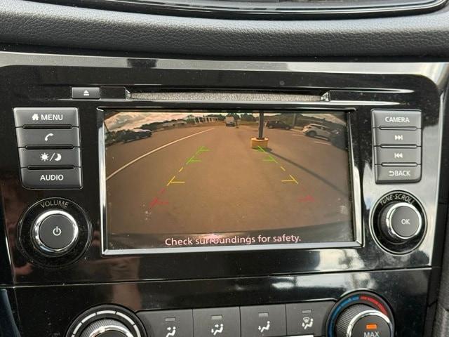 Photo of 2018 Magnetic Black Nissan Rogue