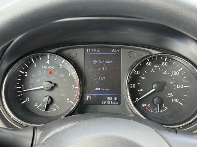 Photo of 2018 Magnetic Black Nissan Rogue