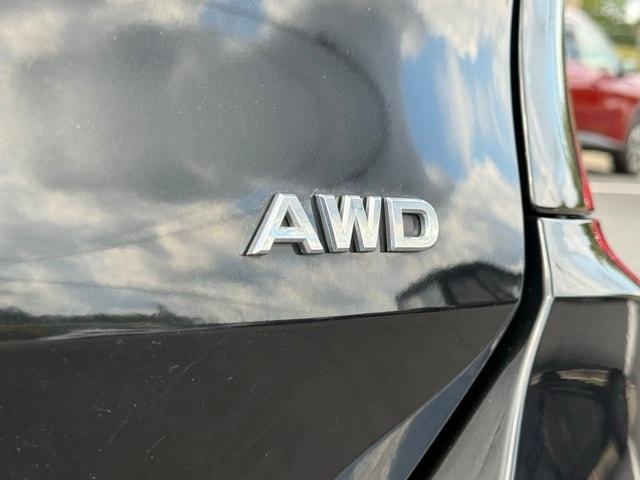 Photo of 2018 Magnetic Black Nissan Rogue