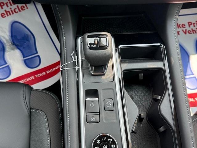 Photo of 2025 Black Nissan Pathfinder
