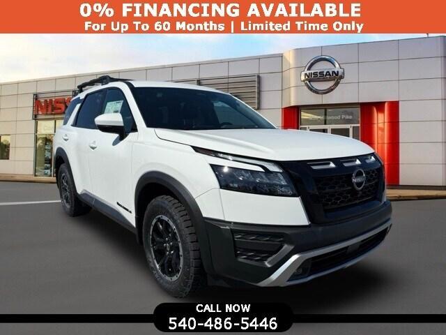 Photo of 2025 Glacier White Nissan Pathfinder