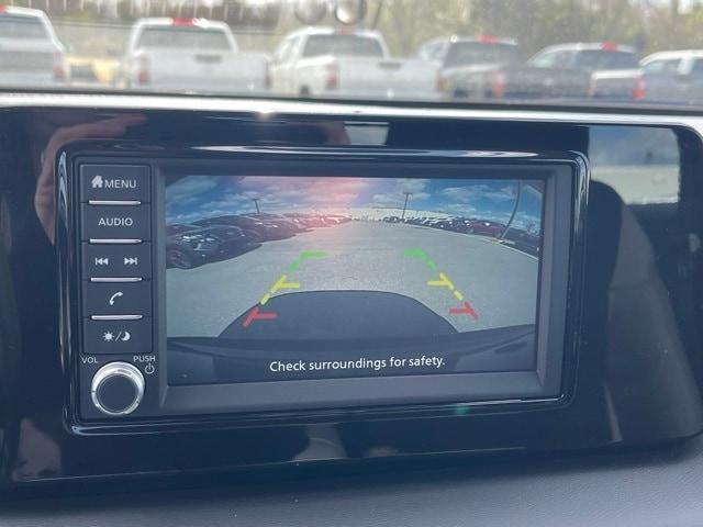 Photo of 2025 Deep Blue Pearl Nissan Kicks