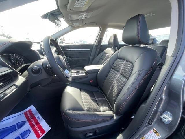 Photo of 2025 Gun Metallic Nissan Altima