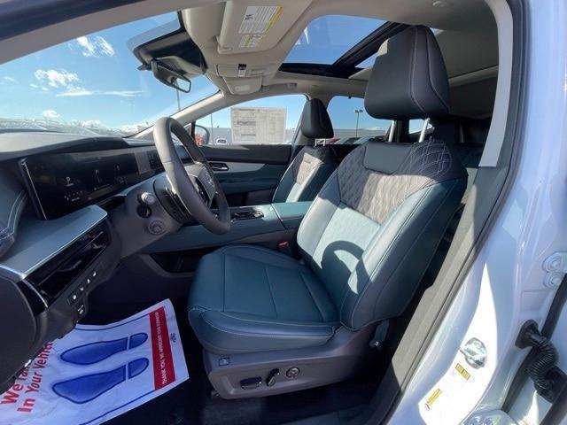 Photo of 2025 Everest White P Nissan Murano