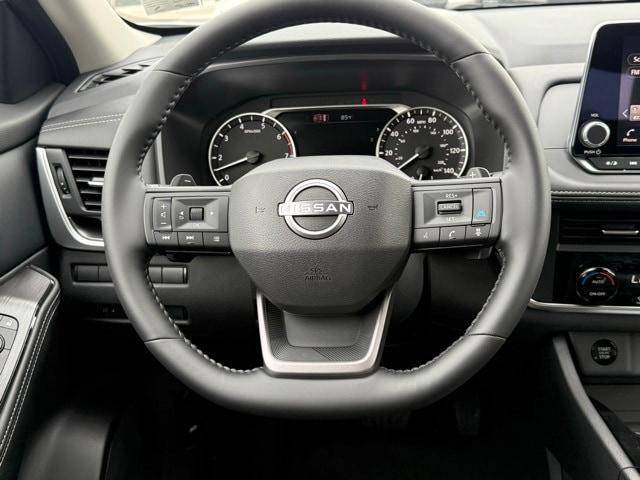 Photo of 2026 Everest White P Nissan Rogue