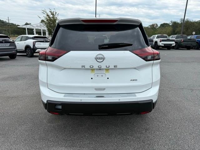 Photo of 2026 Everest White P Nissan Rogue