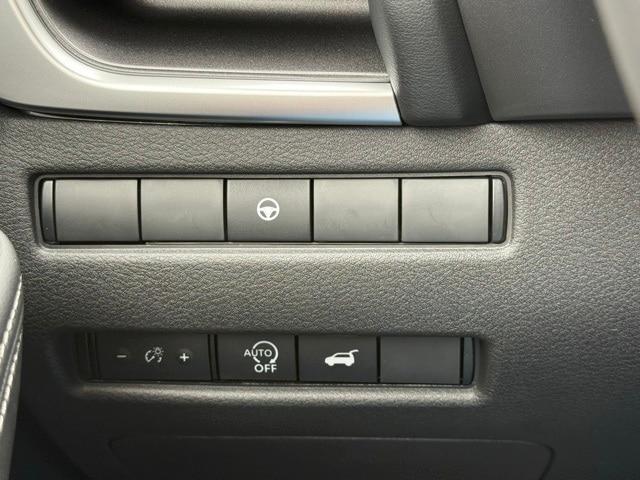 Photo of 2026 Everest White P Nissan Rogue