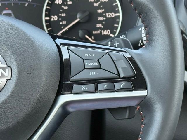 Photo of 2023 White Nissan Altima