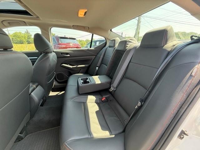 Photo of 2023 White Nissan Altima