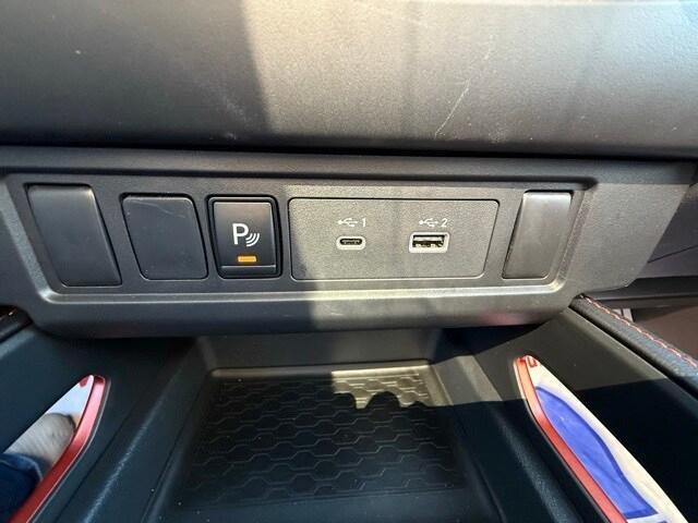 Photo of 2025 Afterburn Orang Nissan Frontier