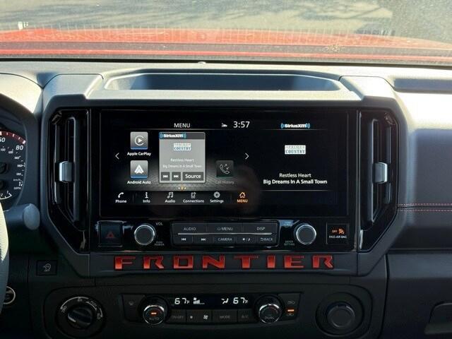 Photo of 2025 Afterburn Orang Nissan Frontier