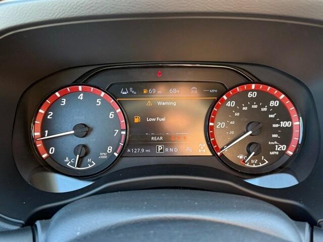 Photo of 2025 Afterburn Orang Nissan Frontier