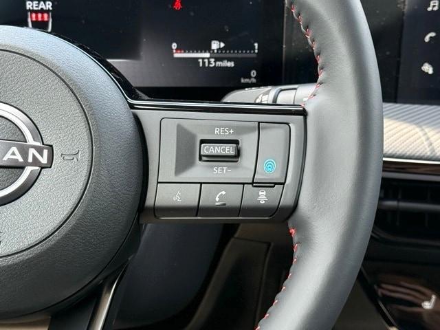 Photo of 2025 Deep Blue Pearl Nissan Kicks