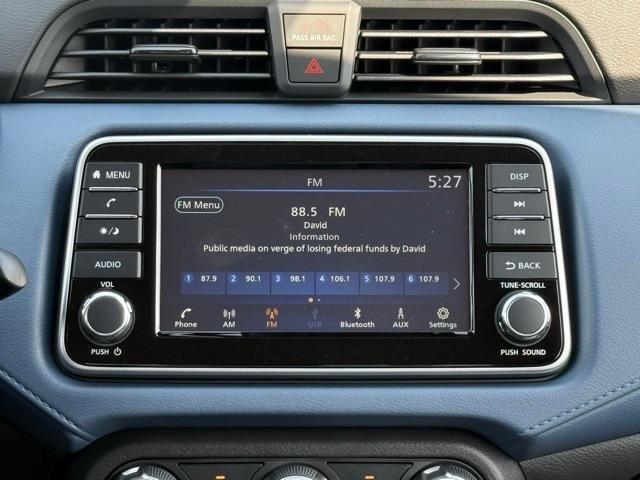 Photo of 2025 Gray Sky Pearl Nissan Versa