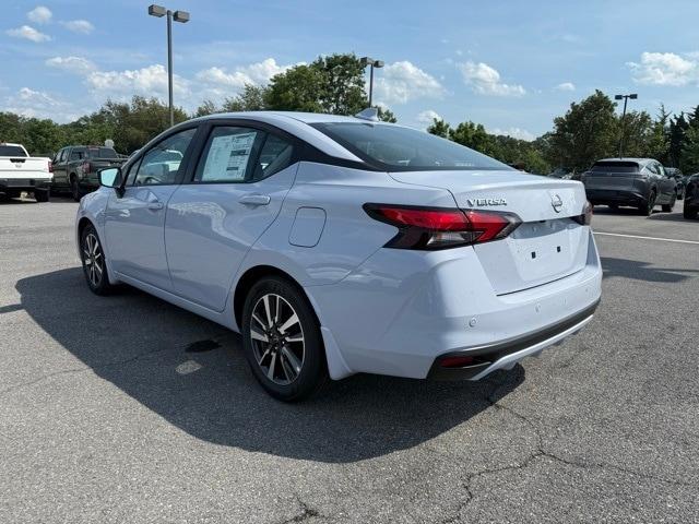 Photo of 2025 Gray Sky Pearl Nissan Versa
