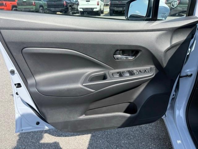 Photo of 2025 Gray Sky Pearl Nissan Versa
