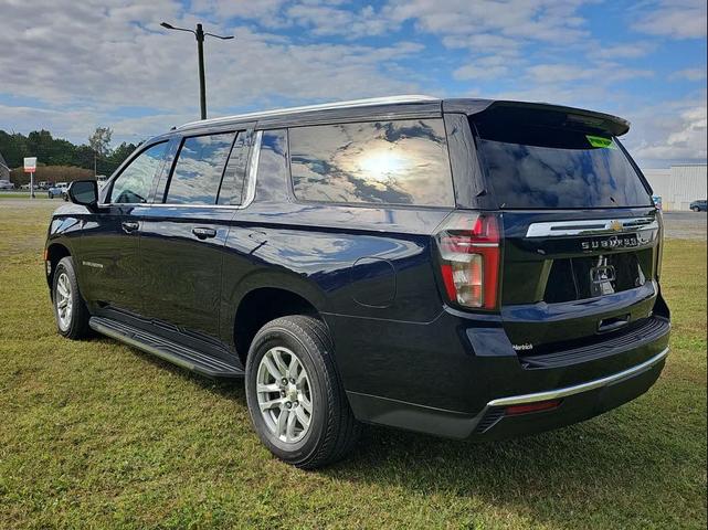 Photo of 2023 Midnight Blue Metallic Chevrolet Suburban