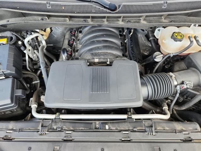 Photo of 2023 Midnight Blue Metallic Chevrolet Suburban
