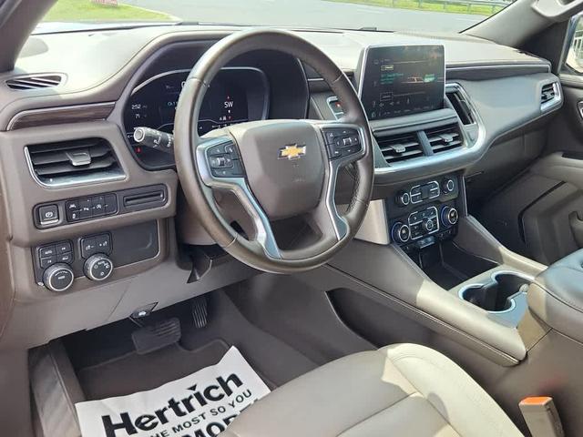 Photo of 2023 Midnight Blue Metallic Chevrolet Suburban