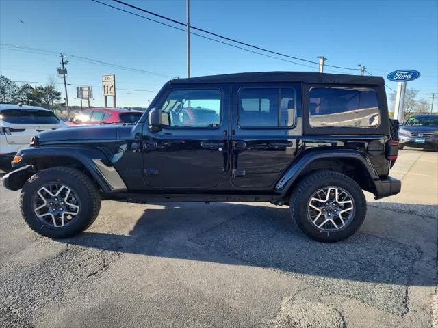 Photo of 2025 Black Clearcoat Jeep Wrangler