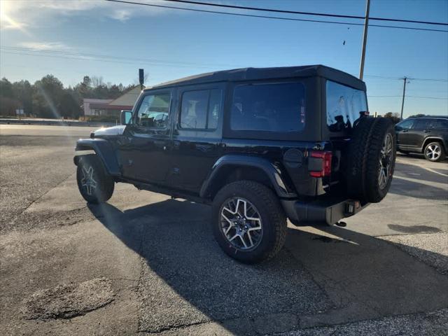 Photo of 2025 Black Clearcoat Jeep Wrangler