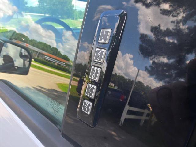 Photo of 2018 Oxford White Ford F-150