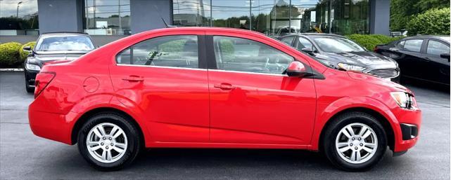 Photo of 2014 RED Chevrolet Sonic